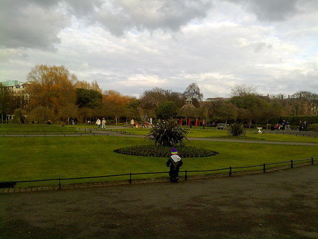 24032010275