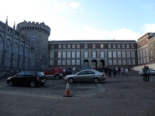 P1311571