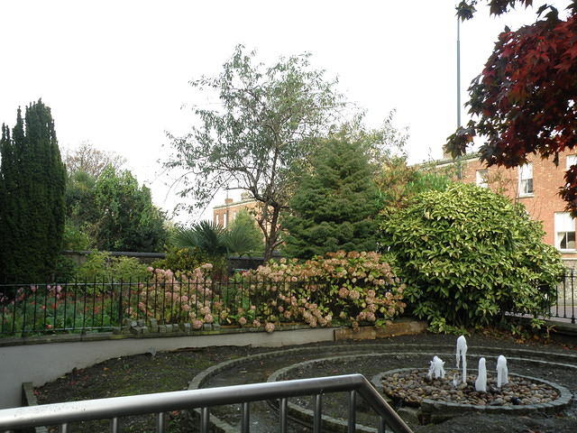 PB060353