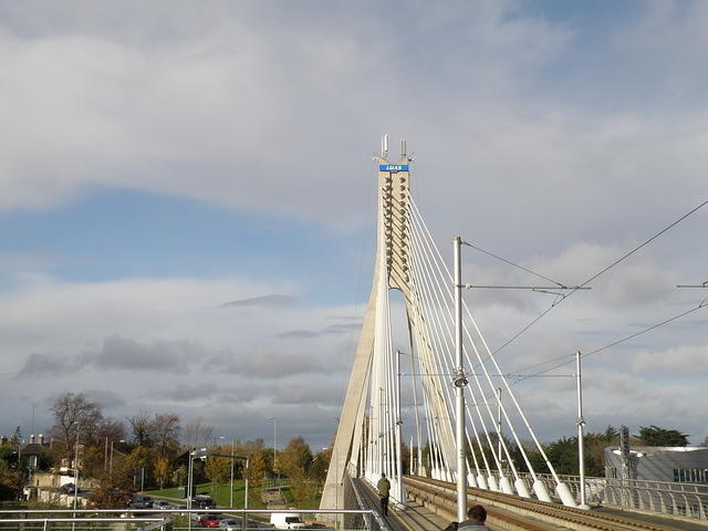 PB070439