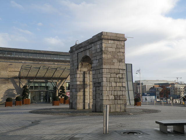 PB210784