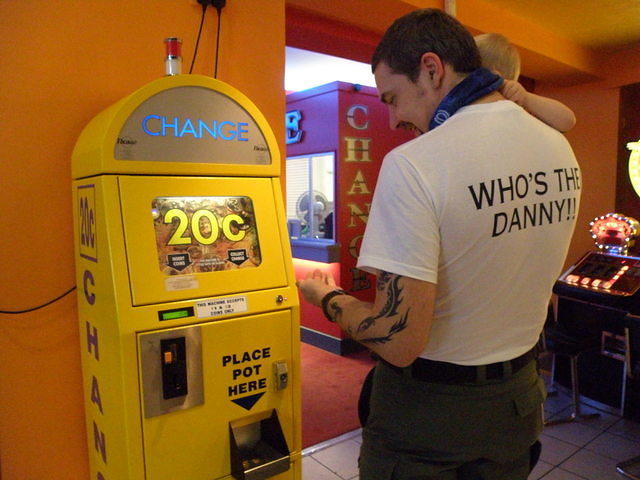 PB220876