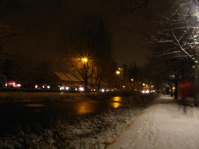 PC203819