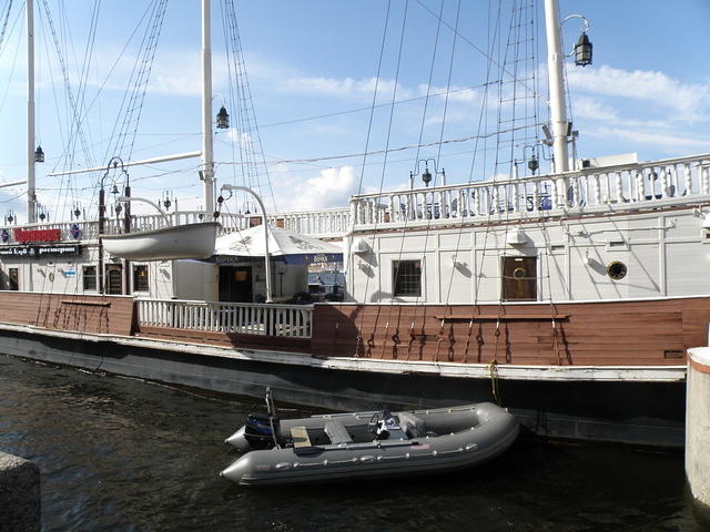 P8310102