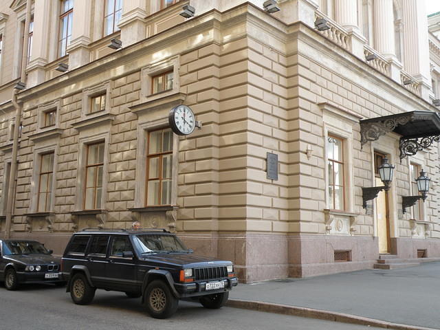 P8310136