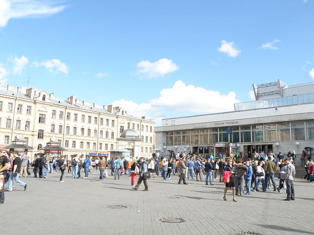 P8310147