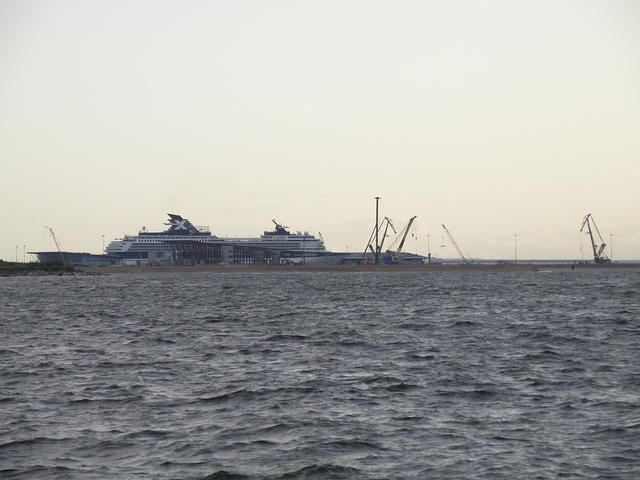 P8310190